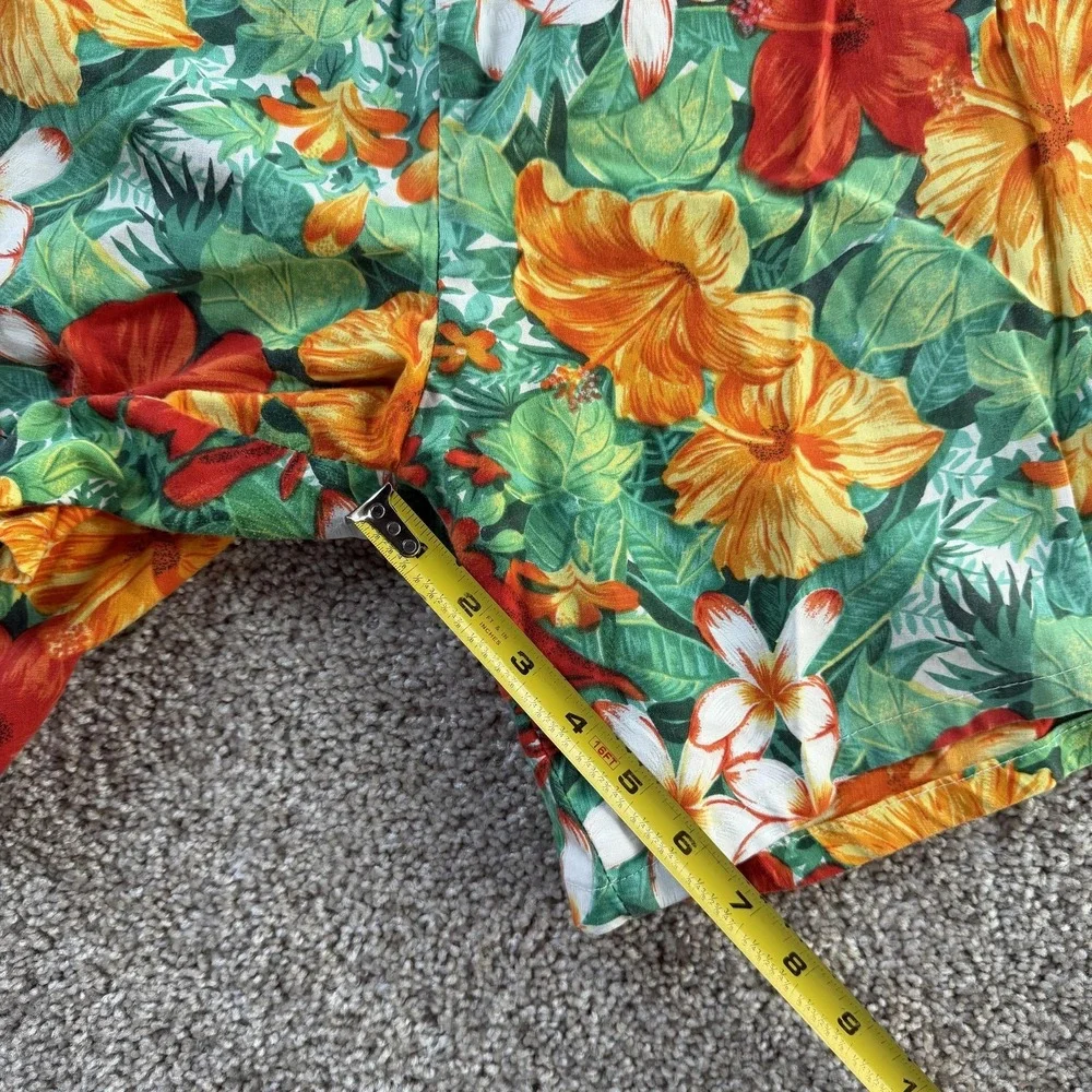 Vintage Hawaiian Shorts Mens Large Tropical Floral Cotton 7 Inseam Summer